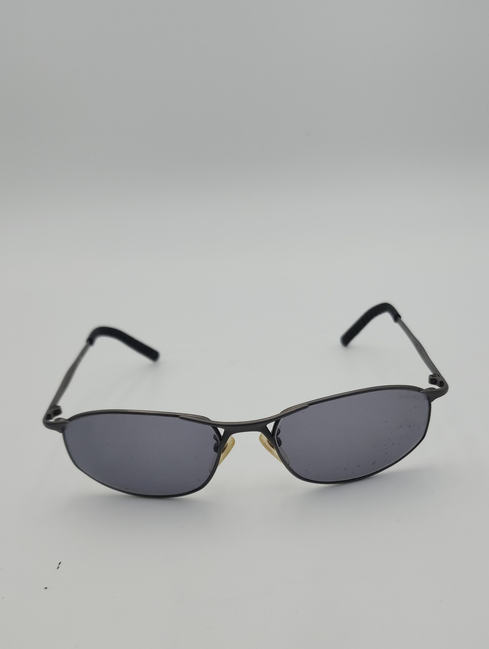 Vintage Burberrys Titanium Sunglasses Grey Metal Frame Oval 59□18 135 A7 923 Y2K